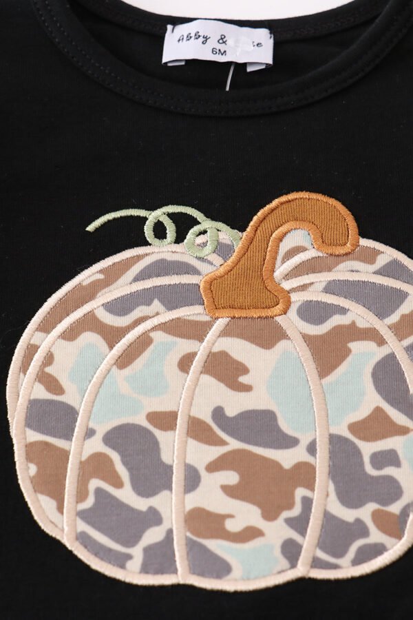 Black camouflage pumpkin applique bloomer set - Image 2