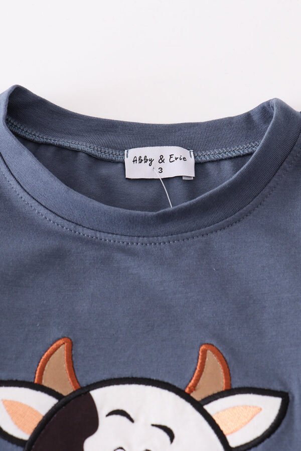Blue cow applique boy set - Image 2
