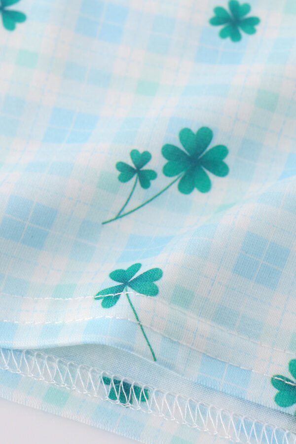 Blue clover embroidery boy set - Image 3