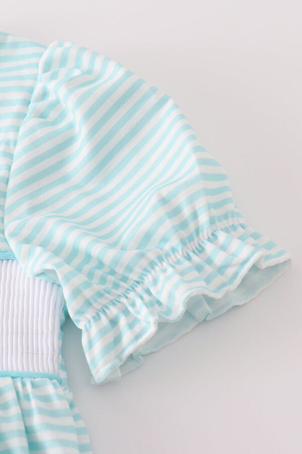 Blue apple pencil bus embroidery smocked shorts set - Image 3
