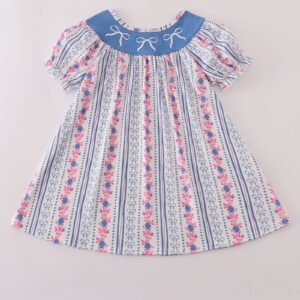 Blue bow embroidery dress