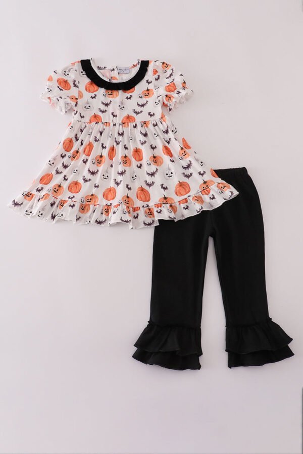 Black pumpkin print ruffle pants set
