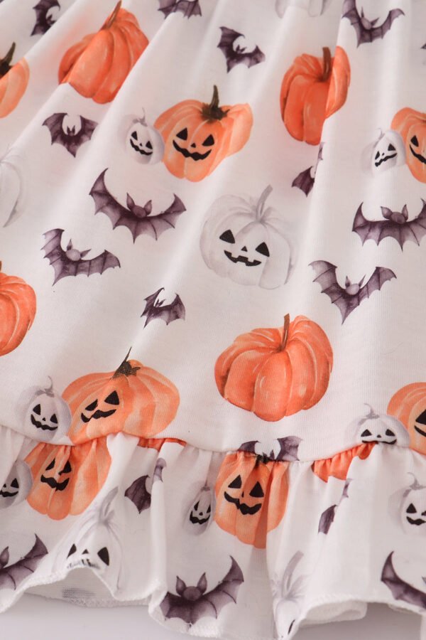 Black pumpkin print ruffle pants set - Image 3