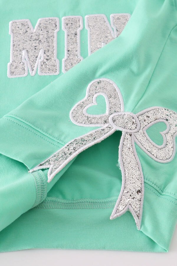 Green MINI bow glitter mom&me top - Image 10